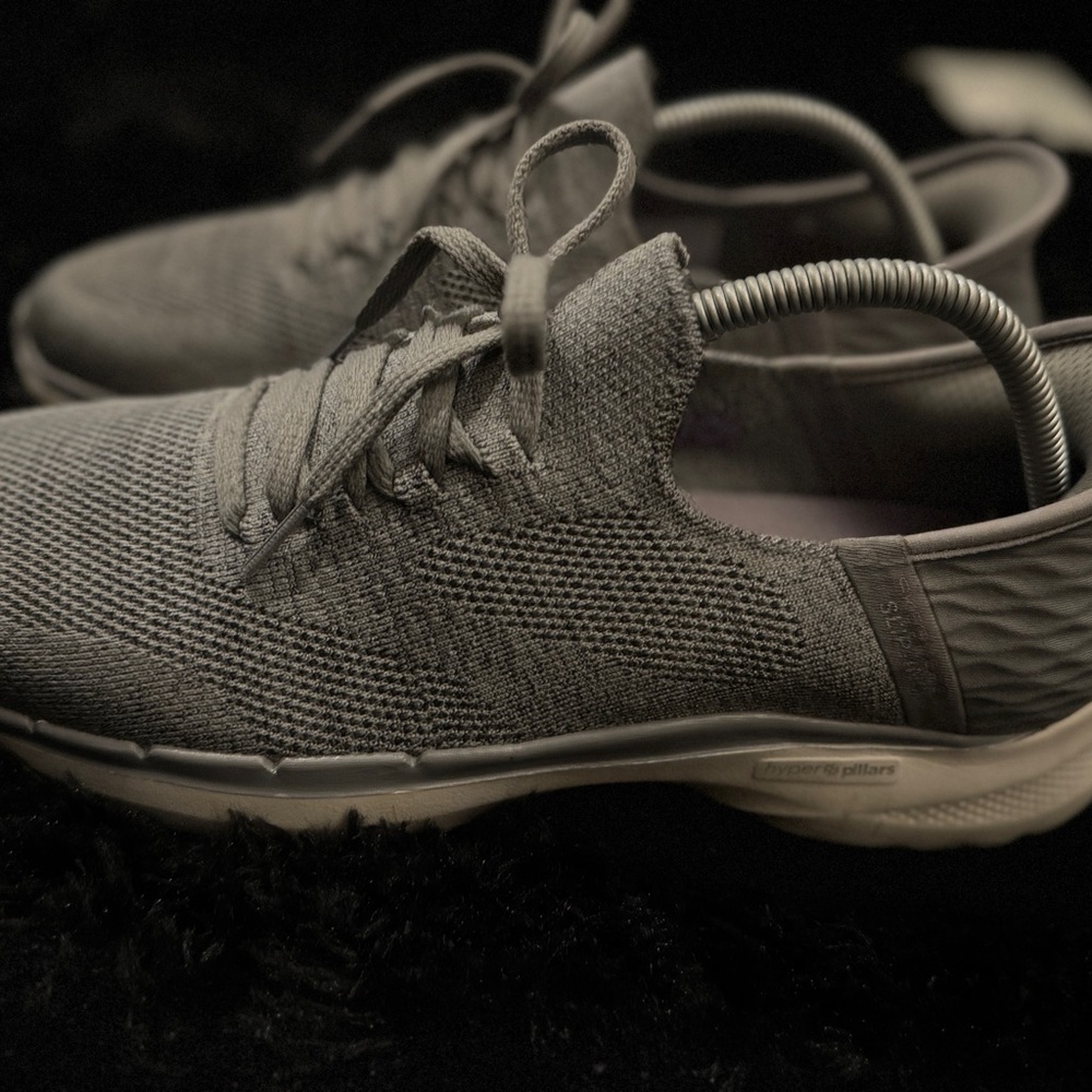 Skechers Men's Gray Sneakers